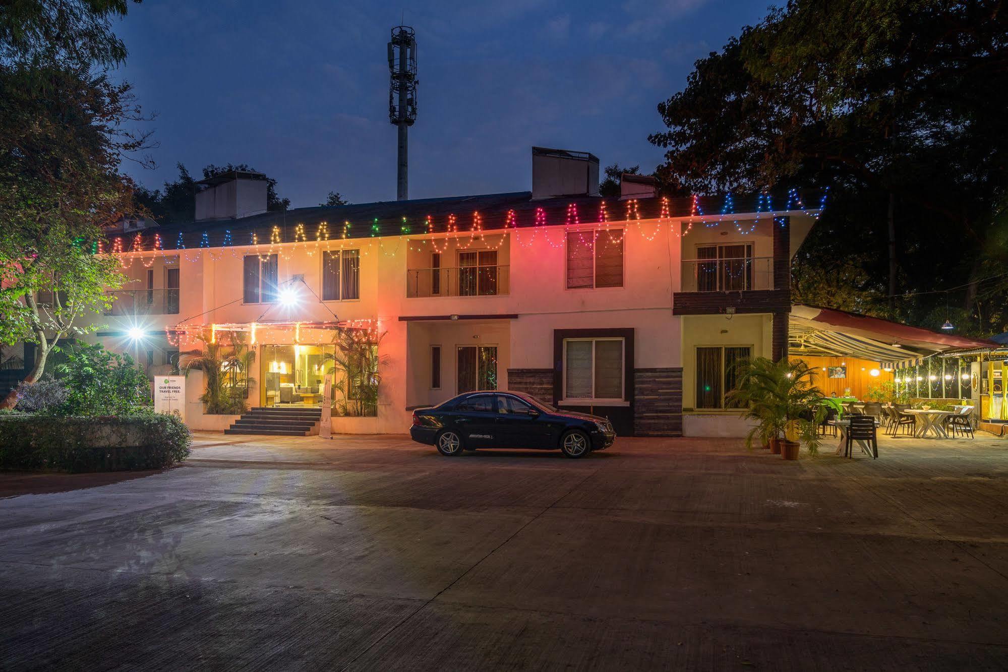 Mint Koregaon Park Next To Osho Ashram Púna Kültér fotó